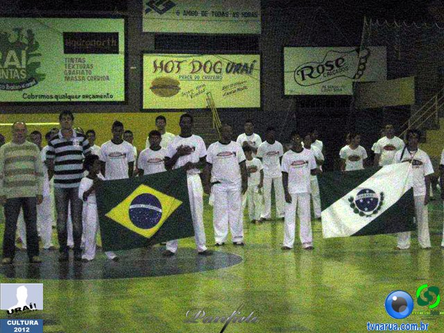 26-05-2012_capoeira_Urai_13.jpg