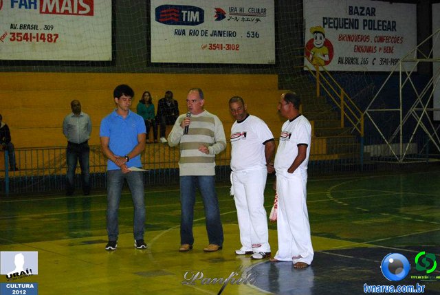 26-05-2012_capoeira_Urai_22.jpg