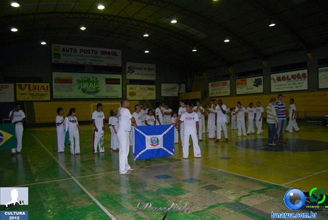 26-05-2012_capoeira_Urai_24.jpg