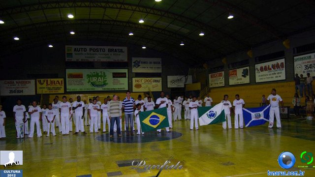 26-05-2012_capoeira_Urai_28.jpg