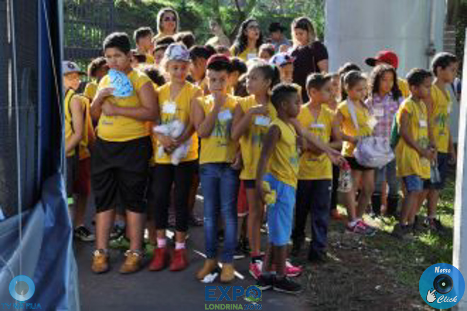 10-04-2018_ExpoLondrina_Visitas_Escolares_24.jpg