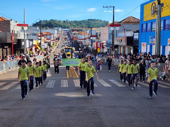 Desfile Comemorartivo - 01/05/2026 em Assai - Assai 94 Anos - Foto 85