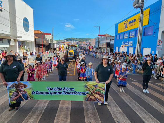 Desfile Comemorartivo - 01/05/2026 em Assai - Assai 94 Anos - Foto 86