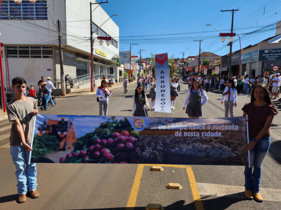 Desfile Comemorartivo - 01/05/2026 em Assai - Assai 94 Anos - Foto 170