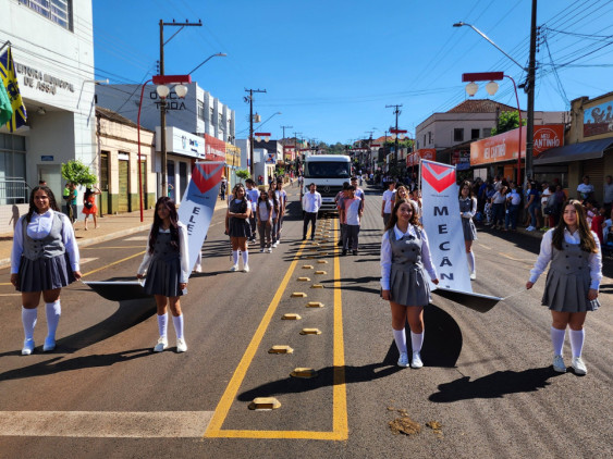 Desfile Comemorartivo - 01/05/2026 em Assai - Assai 94 Anos - Foto 174