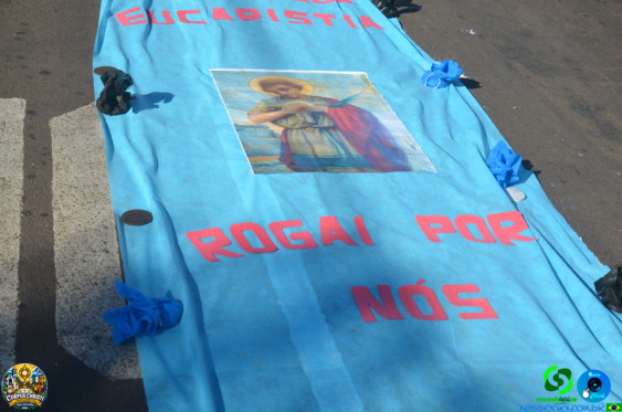  em Cornelio Procopio - Procissao de Corpus Christi - Foto 37