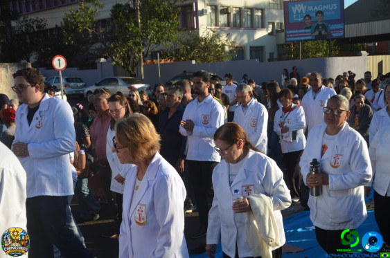 Fieis em Cornelio Procopio - Procissao de Corpus Christi - Foto 57