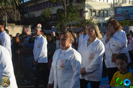 Fieis em Cornelio Procopio - Procissao de Corpus Christi - Foto 61