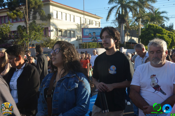 Fieis em Cornelio Procopio - Procissao de Corpus Christi - Foto 69