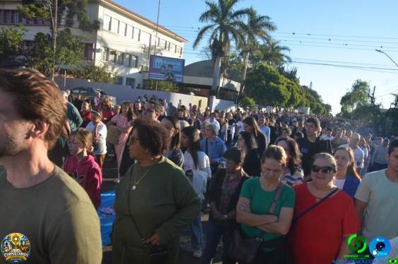 Fieis em Cornelio Procopio - Procissao de Corpus Christi - Foto 78