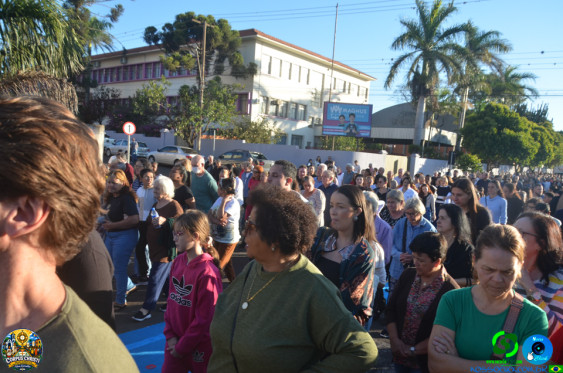 Fieis em Cornelio Procopio - Procissao de Corpus Christi - Foto 79