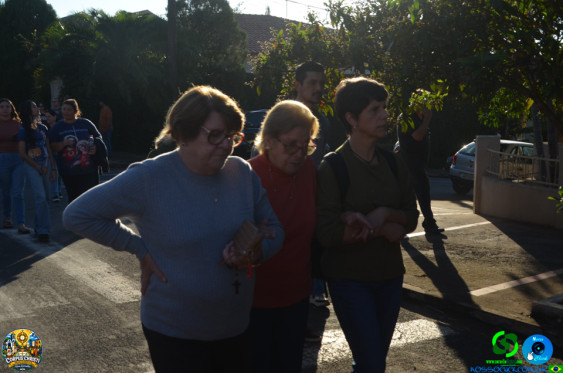 Fieis em Cornelio Procopio - Procissao de Corpus Christi - Foto 81