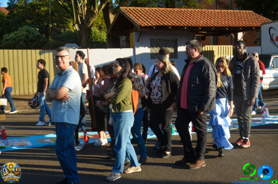 Fieis em Cornelio Procopio - Procissao de Corpus Christi - Foto 141