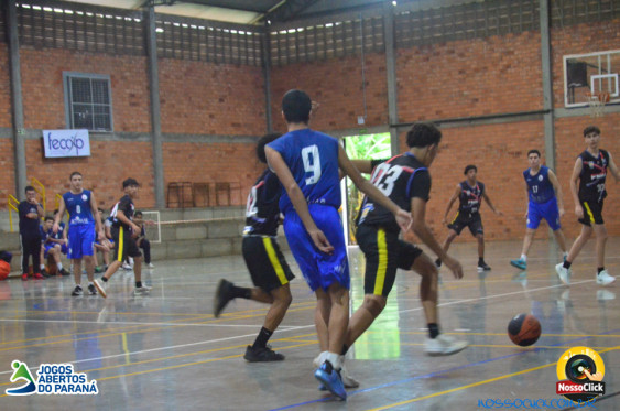 Basquete - 16/05 em Cornelio Procopio - Jogos Abertos do Parana - Foto 129