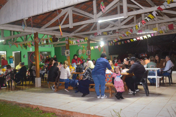 27/06/2026 em Cornelio Procopio - Festa Junina Instituto Fernanda Gaigher - Foto 3