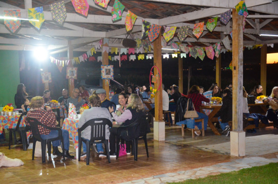 27/06/2026 em Cornelio Procopio - Festa Junina Instituto Fernanda Gaigher - Foto 4