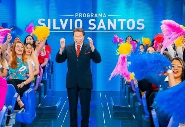 Silvio Santos morre aos 93 anos em São Paulo